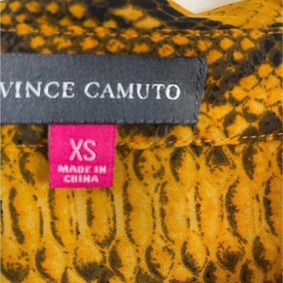 Vince Camuto Blouse XS - Picture 3 of 4